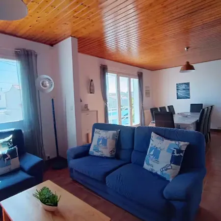度假居 Large 200m House For 14 Guests 滨海拉特朗什