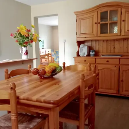 Large 200m House For 14 Guests * 滨海拉特朗什