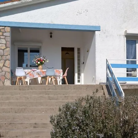 度假居 Large 200m House For 14 Guests 滨海拉特朗什
