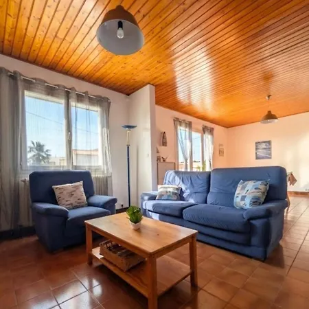 Large 200m House For 14 Guests 滨海拉特朗什