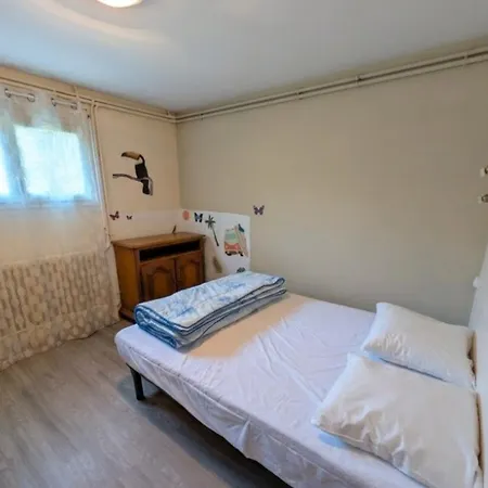 度假居 Large 200m House For 14 Guests *