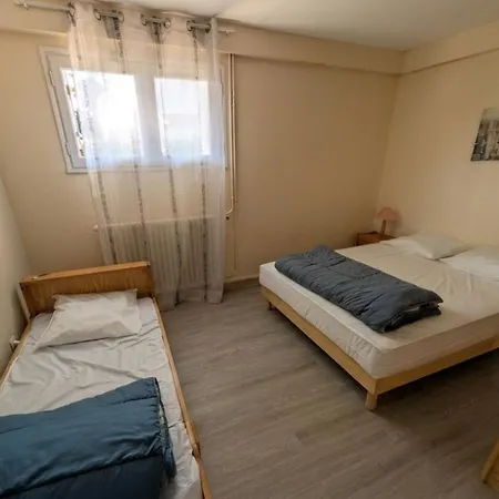 Large 200m House For 14 Guests 度假居 *